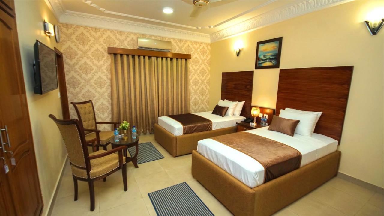 World Inn Hotel Karachi Exterior photo