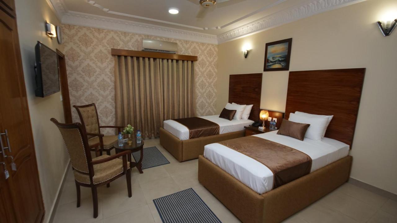 World Inn Hotel Karachi Exterior photo