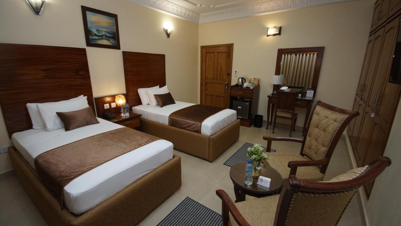World Inn Hotel Karachi Exterior photo