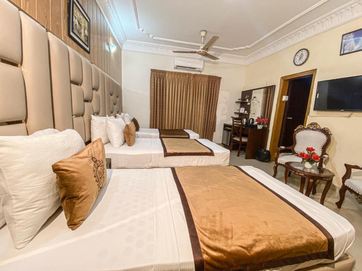 World Inn Hotel Karachi Exterior photo