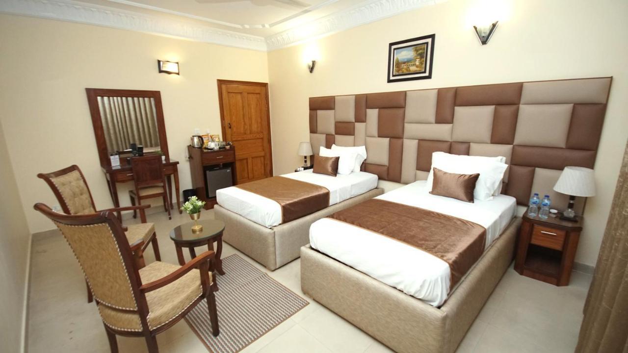 World Inn Hotel Karachi Exterior photo